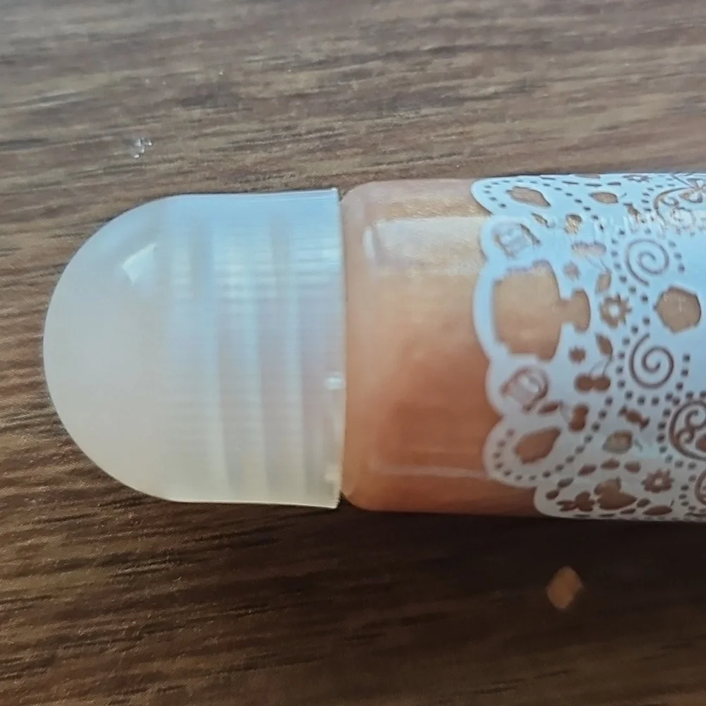 NWOB Tutti Dolci Cinnamon Frosting Lip Gloss - Shimmering Gold - Discontinued